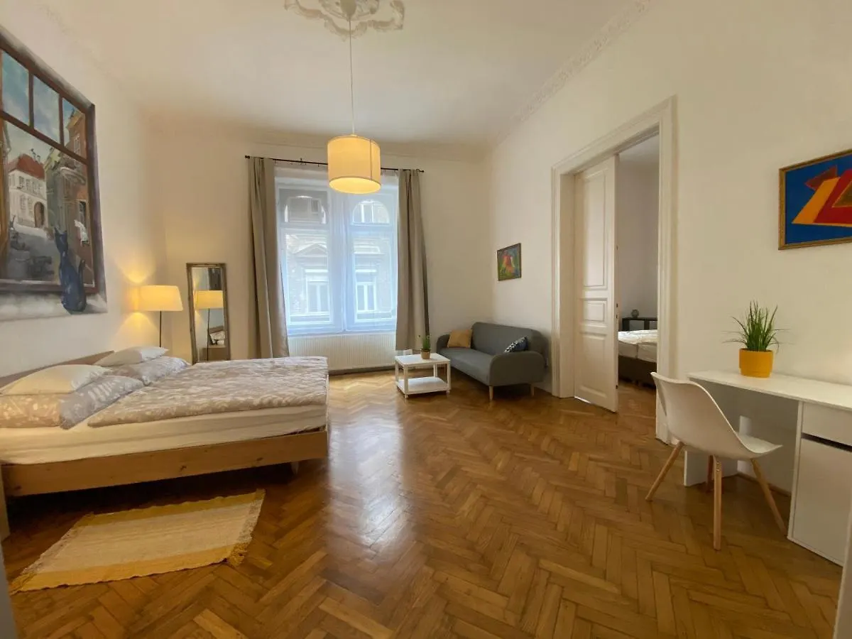 3 Bedrooms- Central Quarter Apartment Budapest