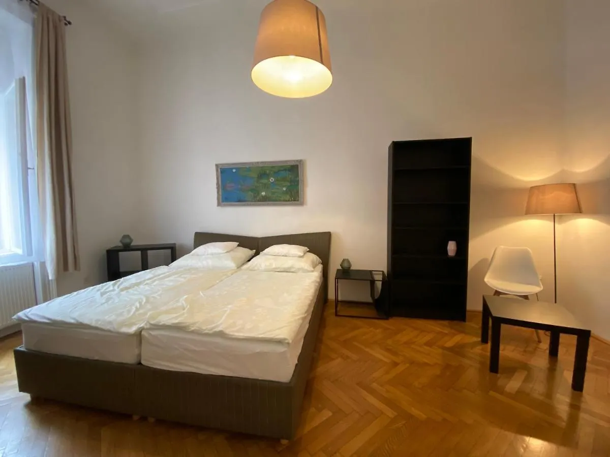 3 Bedrooms- Central Quarter Apartment Budapest